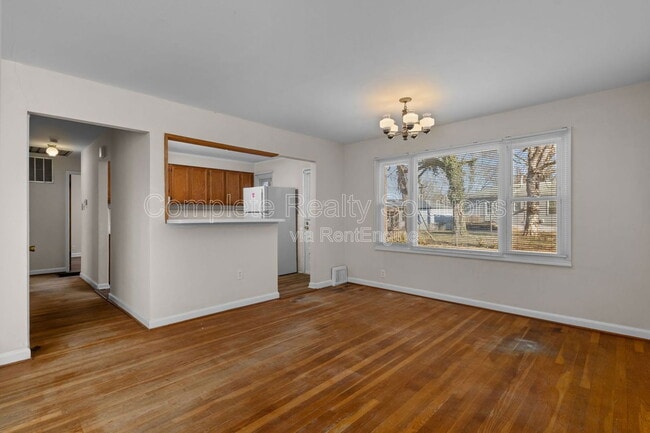 Building Photo - 10218 Unicorn Dr