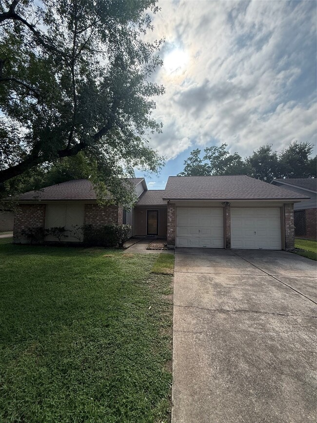 Building Photo - 262 Coppersmith Dr