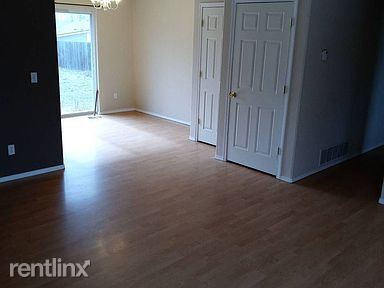 Building Photo - 4 br, 2 bath House - 2625 North Gold Strik...