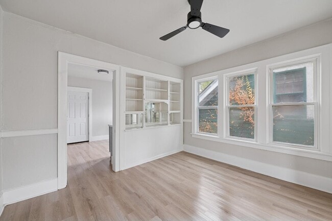 Foto del edificio - 3166 N 16th St