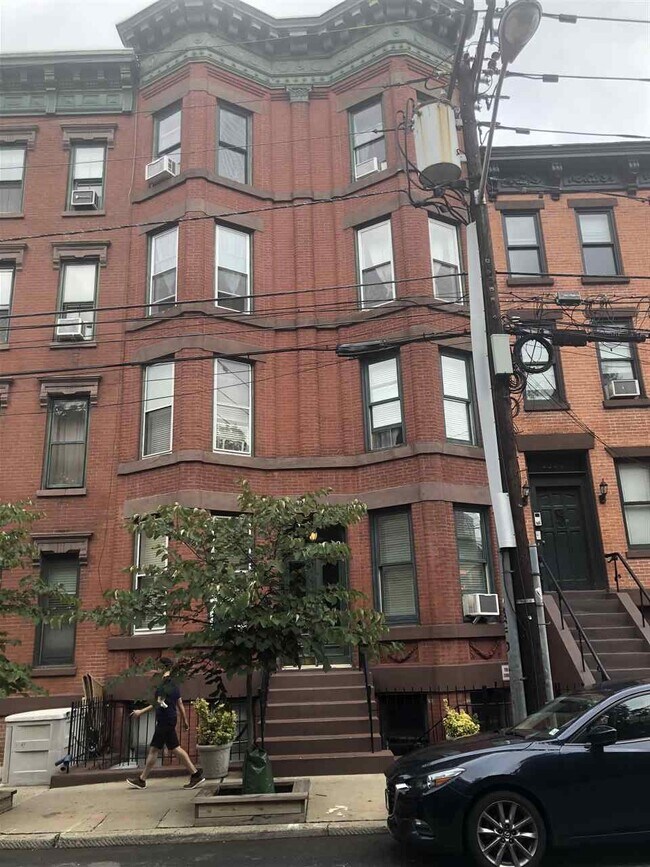 Foto del edificio - 234 6th St