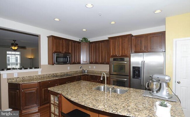 Building Photo - 1774 Compton Ct