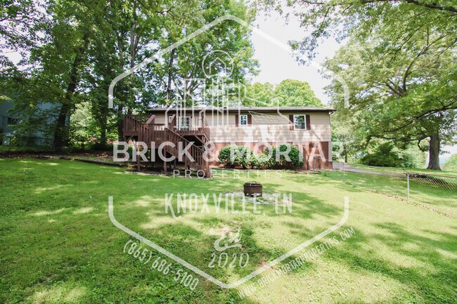 Building Photo - 7117 Bonny Kate Dr