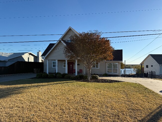 Foto del edificio - 3045 Red Bluff Cir