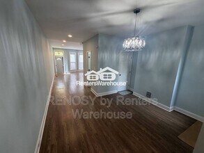 Building Photo - 2033 N Fulton Ave