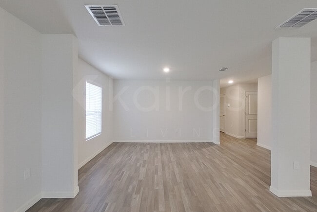 Building Photo - 7159 Meroni Blvd