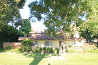 Building Photo - 587 Doyle Ln