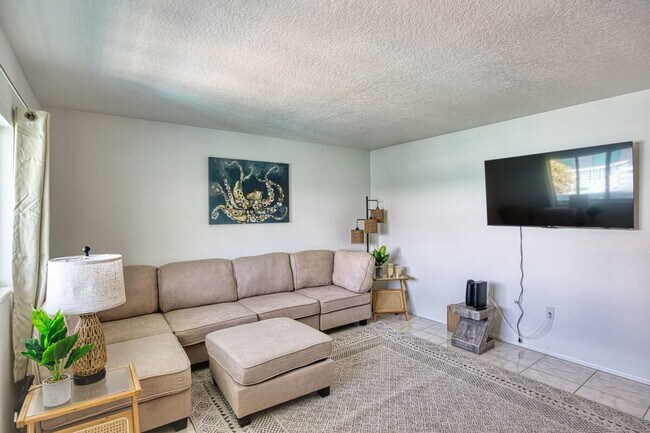 Building Photo - 505 Fillmore Ave