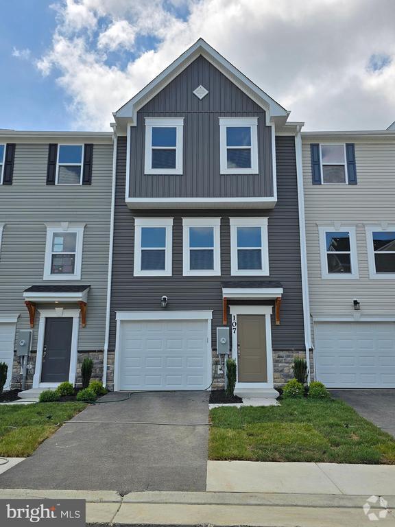 Building Photo - 107 BOONE Ct