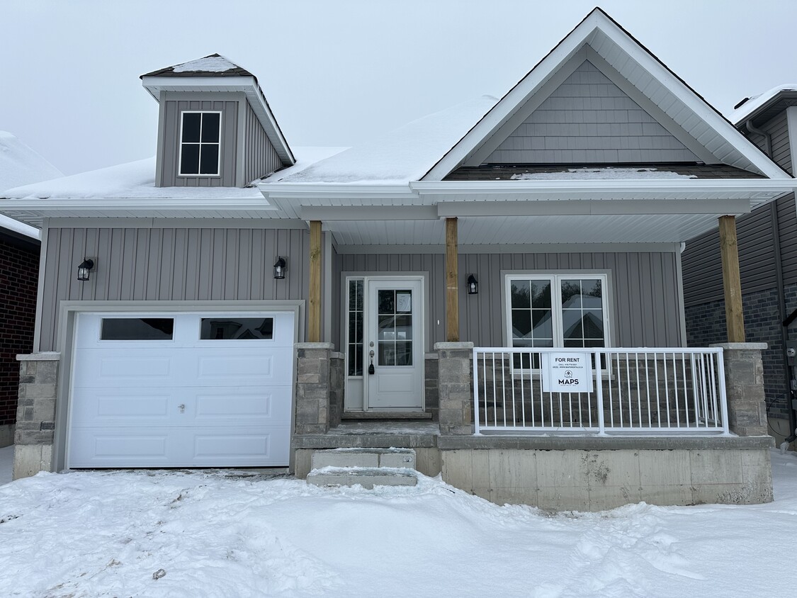 Primary Photo - Delightful Bungalow in the heart of Bobcay...