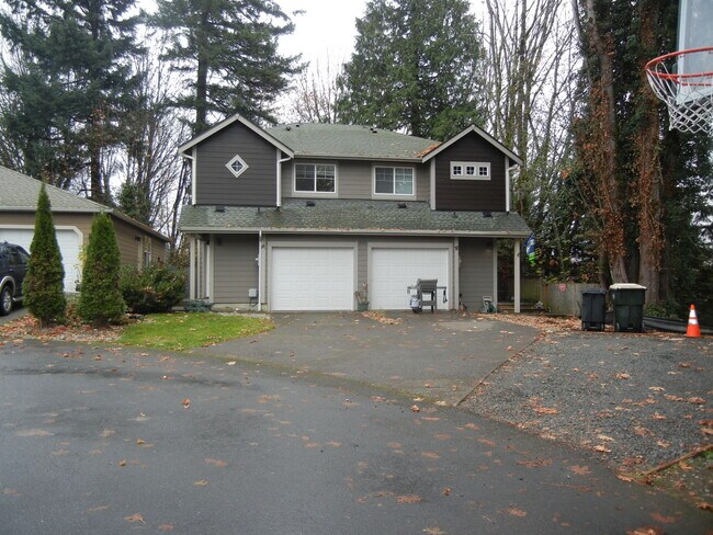 Building Photo - 402 N 3rd Ave SW