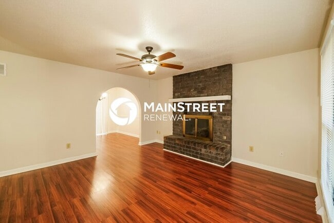 Foto del edificio - 3 Bedroom Pet-Friendly Home in Blue Spring...
