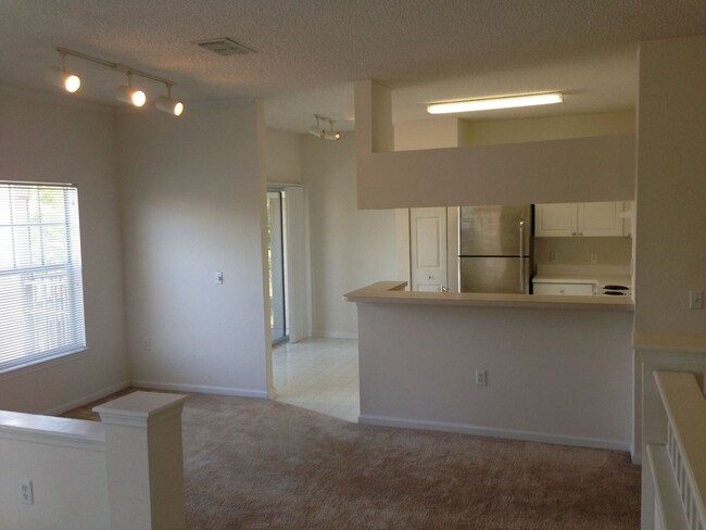 Building Photo - 2222 Arbor Lakes Cir