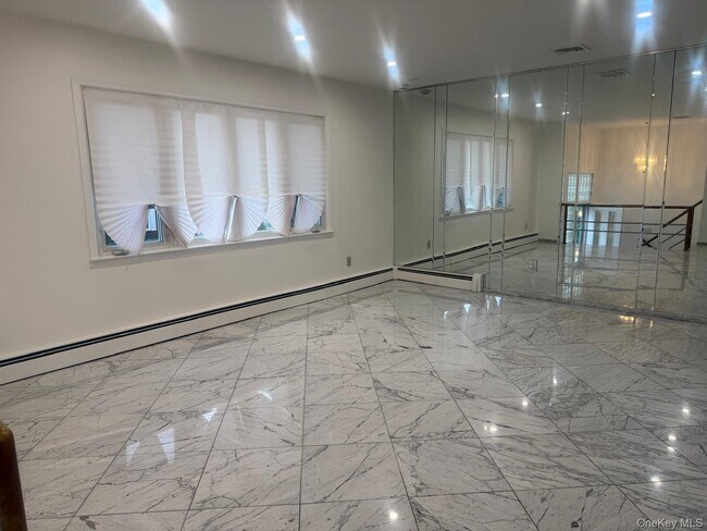 Foto del edificio - 306 Hamilton Ave