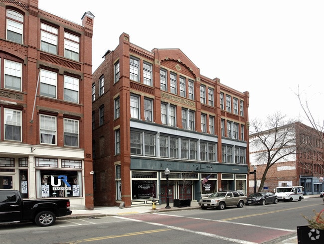Primary Photo - 57-61 Washington St