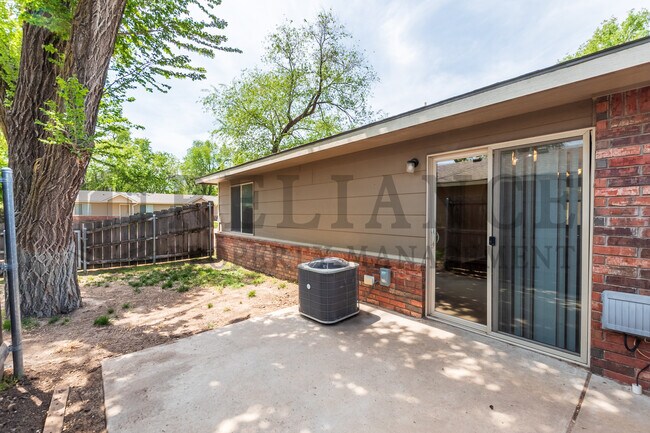 Foto del edificio - 4248 Newell St