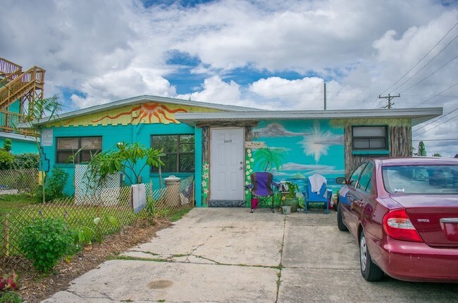 Building Photo - 402 S Orlando Ave