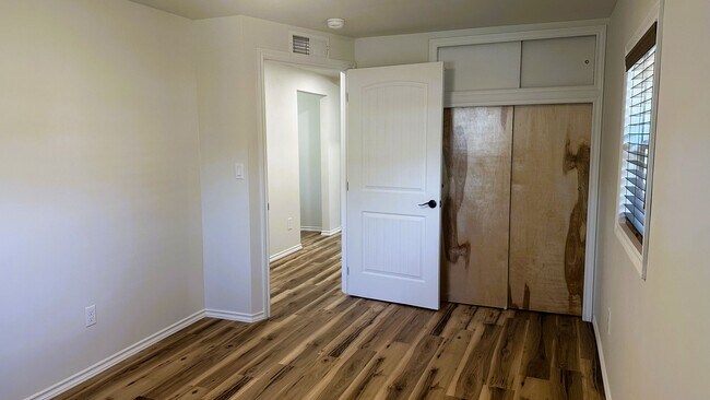 Building Photo - Cute 2 Bedroom House in Myrtle Creek!