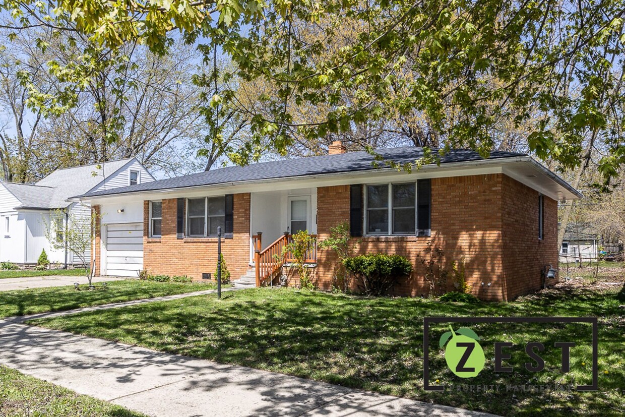Primary Photo - BEAUTIFUL HOME! OPEN HOUSE SATURDAY MAY 10...