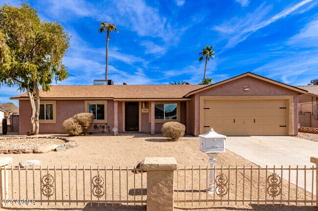 Building Photo - 14409 N 34th Way