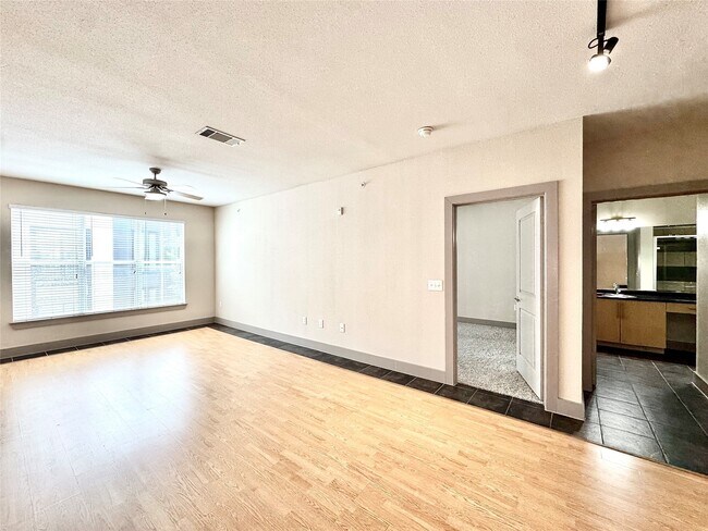 Foto del edificio - 3660 Richmond Ave.