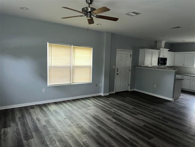 Building Photo - 8626 Williamsdell St