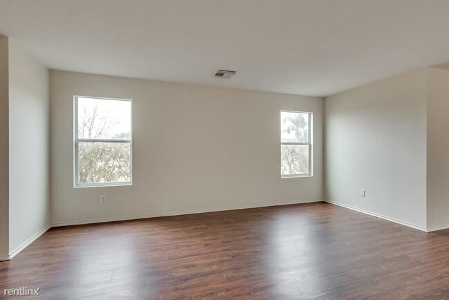 Foto del edificio - 3 br, 2.5 bath House - 20118 Mountaindale Dr