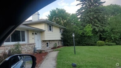 Building Photo - 324 W Sunset Ave