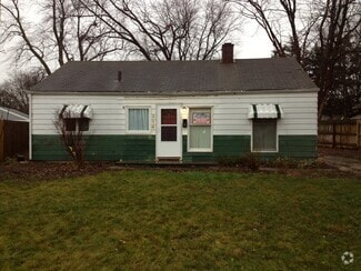 Building Photo - 314 Luelde St
