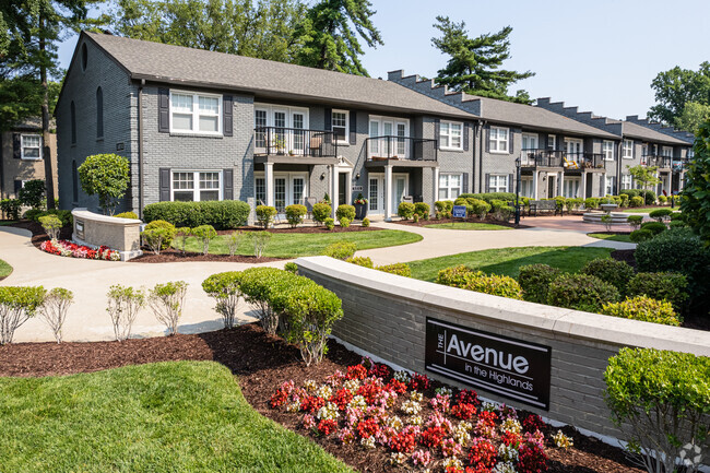 Foto del edificio - The Avenue in the Highlands