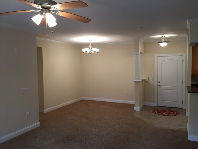 Dining Area, Main Door - 2810 Bedford Green Dr