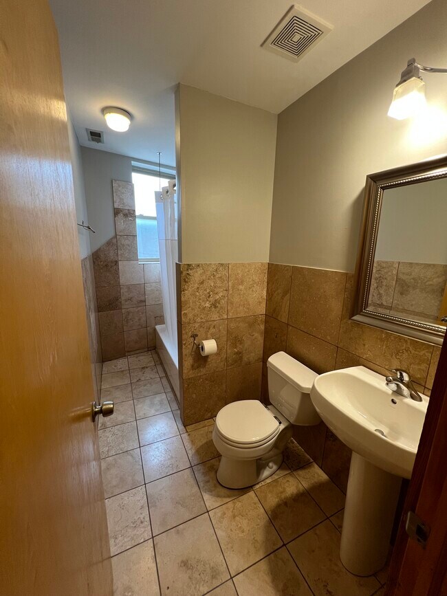 Bathroom - 1636 W Columbia Ave