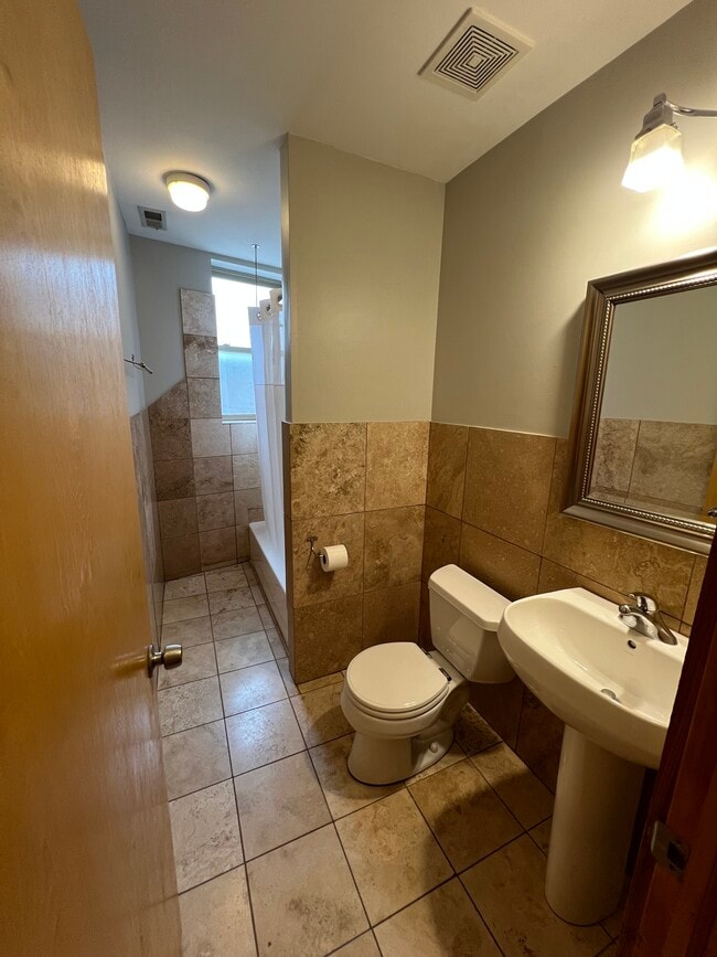 Bathroom - 1636 W Columbia Ave