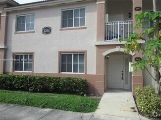 Building Photo - 1261 SE 28th Ct
