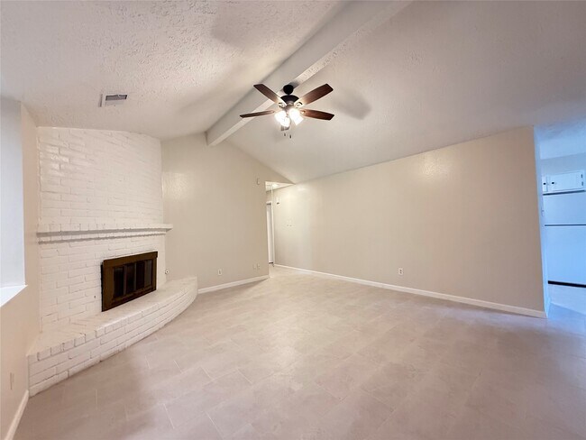 Building Photo - 7535 Hablo Dr