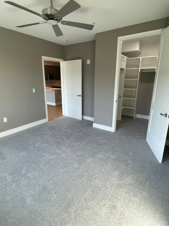 Building Photo - Pointe Place Development