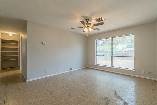 Foto del edificio - 9518 Millbrook Dr