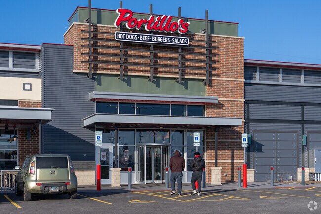 Portillo's is a Chicagoland food staple with a great location in Cicero.