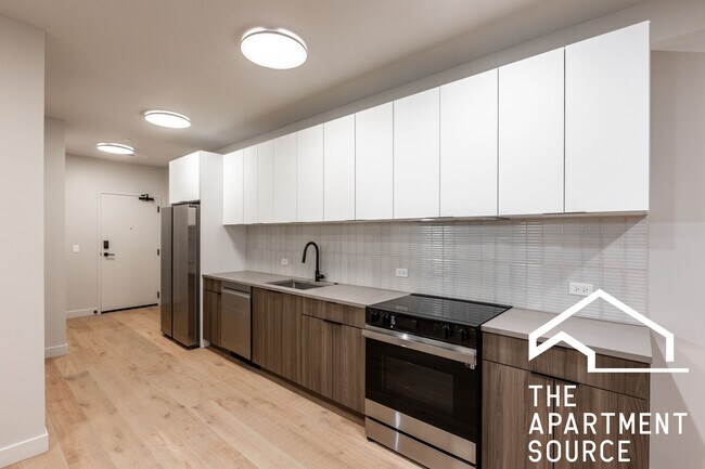 Building Photo - 1706 Sherman Ave