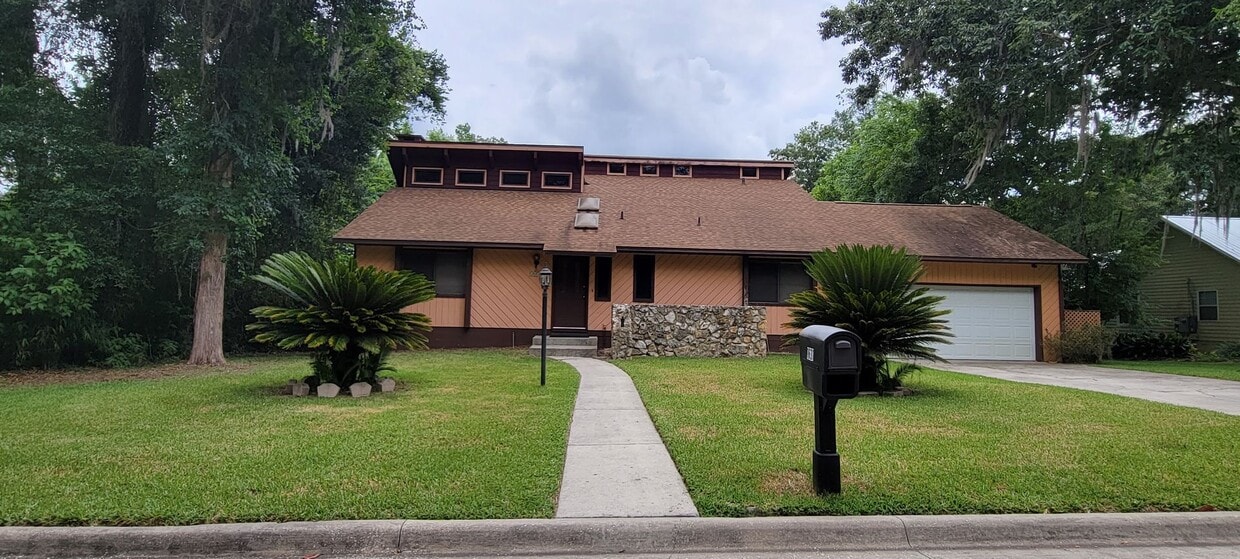 Photo - 1631 NW 94th Street
