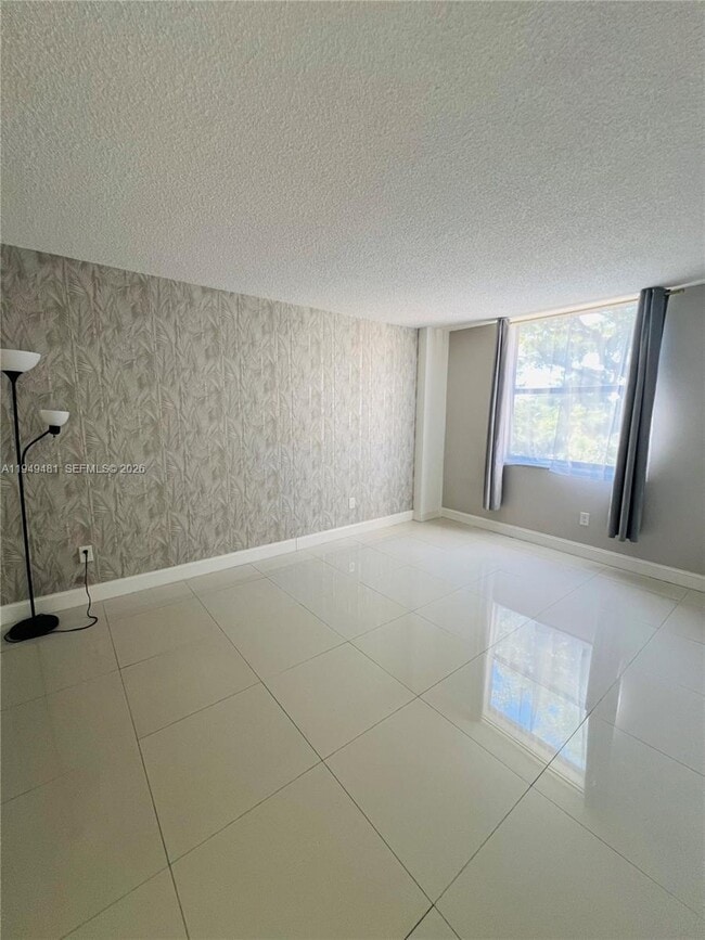 Foto del edificio - 1470 NE 123rd St