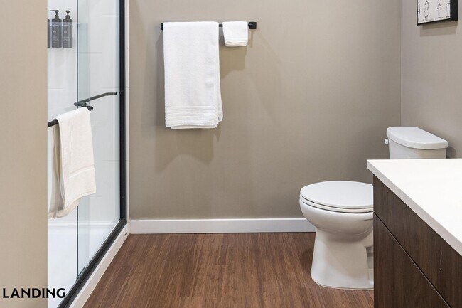 Foto del edificio - 1364 E Battlefield Rd