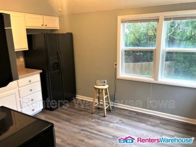 Foto del edificio - 3631 64th St