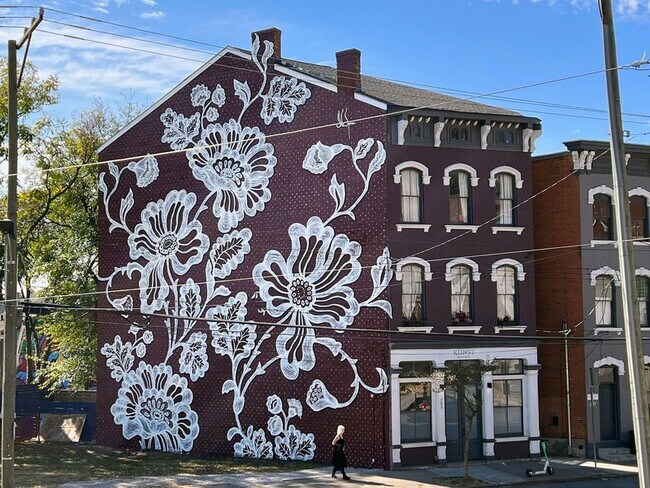 Foto del edificio - 205 W McMicken Ave