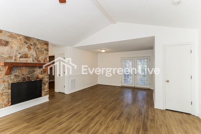 Foto del edificio - 1028 Thurmond St