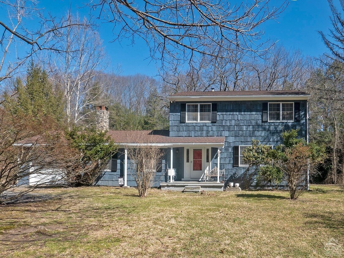 318 White Mills Rd, Valatie, NY 12184 House Rental in Valatie, NY