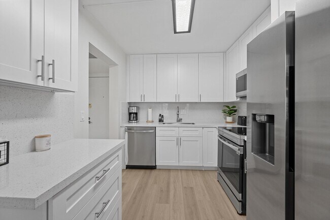 Foto del edificio - 9273 SW 8th St