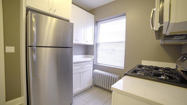 Foto del edificio - 3853 W Schubert Ave