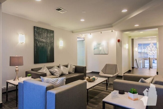 Foto del edificio - 5600 N Sheridan Rd