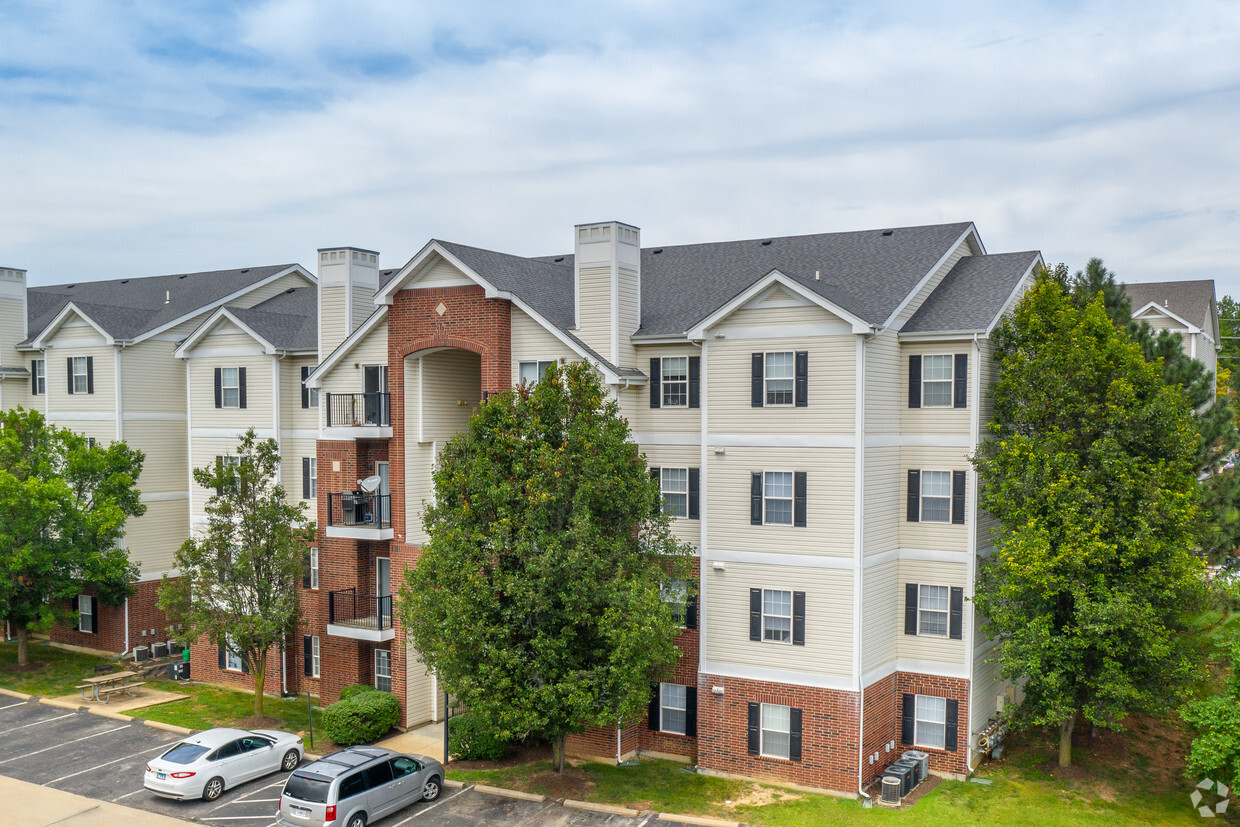 Foto principal - Autumn Oaks Apartments